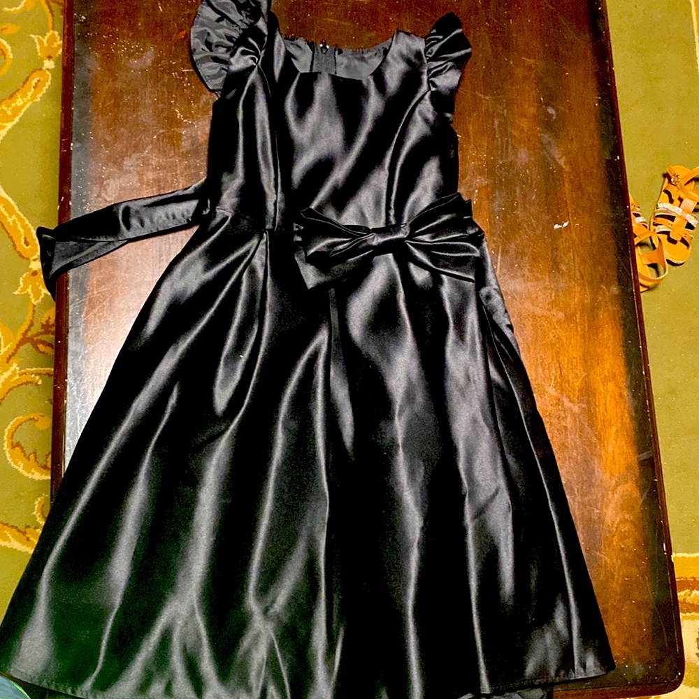 4t dress only wore once